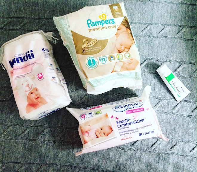 pampers chusteczki sensitive rossmann