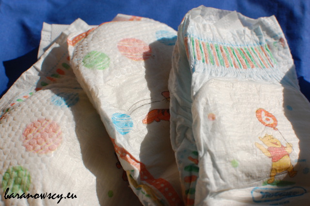 pampers 11 18 50