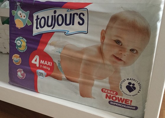 pampers 4 174 szt carrefour