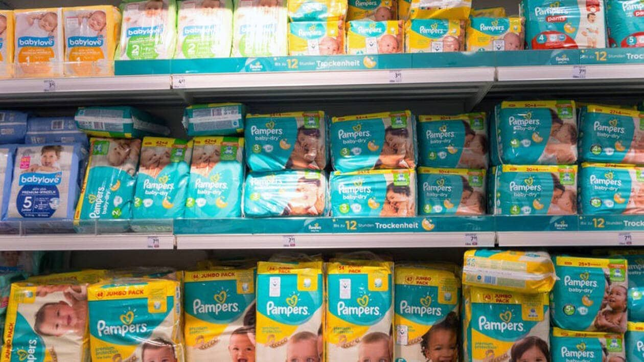 pampers wet wipes box